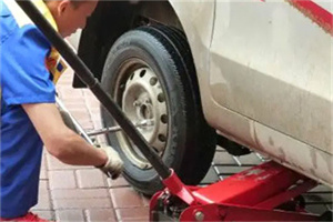 翠屏附近拖车24小时服务热线电话